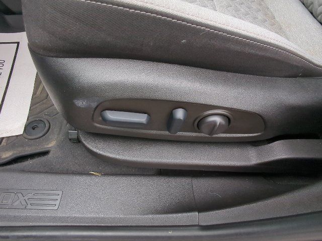 Used 2022 Chevrolet Equinox LS w/ LS Convenience Package AWD/4WD image 11