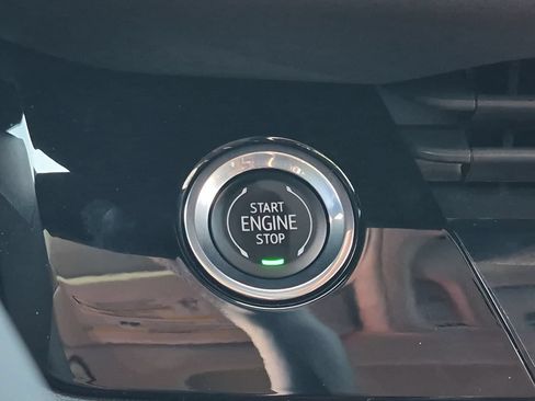 Used 2026 Buick Envision Sport Touring AWD/4WD image 17