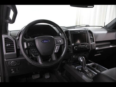 Used 2019 Ford F150 XLT w/ Equipment Group 302A Luxury AWD/4WD image 7