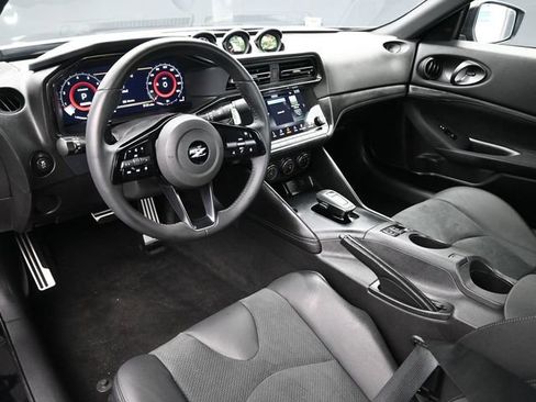 Used 2024 Nissan Z Performance w/ Floor Mat Package RWD image 9
