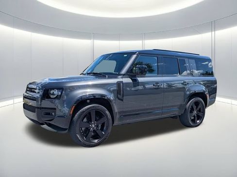 Used 2024 Land Rover Defender 130 V8 AWD/4WD image 1