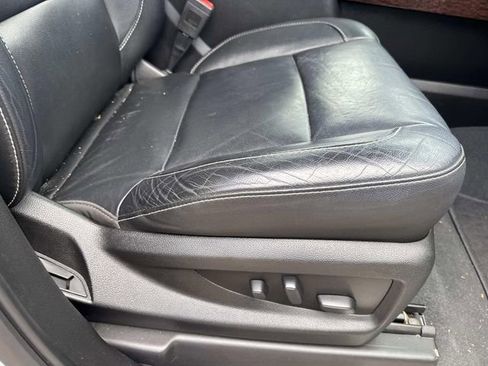 Used 2019 GMC Yukon SLT image 14