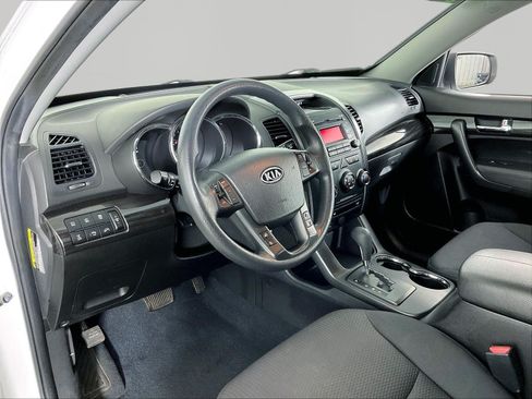 Used 2011 Kia Sorento LX w/ Convenience Pkg AWD/4WD image 17