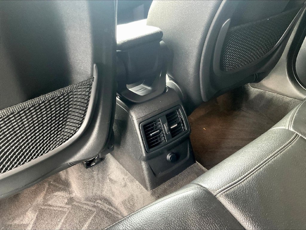 Used 2018 BMW X1 xDrive28i AWD/4WD image 10