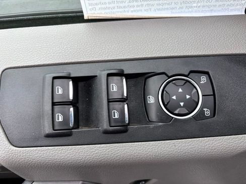 Used 2021 Ford F550 4x4 Crew Cab Super Duty image 12