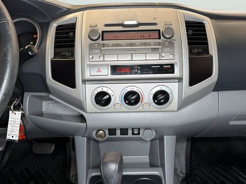 Used 2010 Toyota Tacoma PreRunner RWD image 15