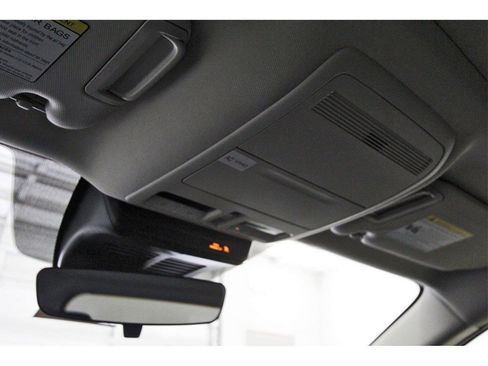 Certified 2025 MAZDA CX-50 AWD 2.5 S w/ Premium Package image 22