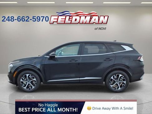 Used 2025 Kia Sportage EX image 2