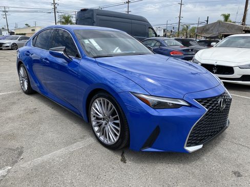 Used 2023 Lexus IS 300 w/ Premium Package RWD image 6