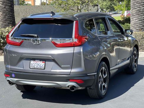 Used 2018 Honda CR-V Touring image 14
