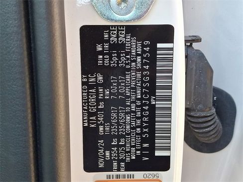 Certified 2025 Kia Sorento LX image 26