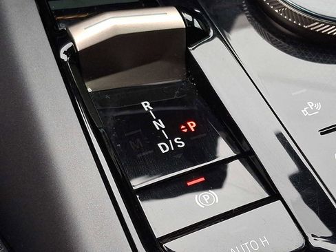 Used 2025 BMW X3 xDrive30i w/ Premium Package image 15