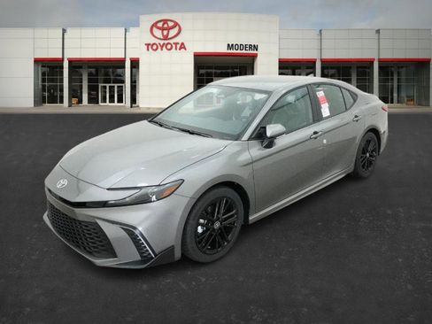 New 2026 Toyota Camry SE image 1