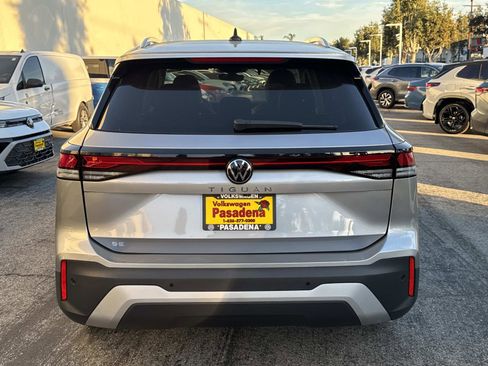 New 2026 Volkswagen Tiguan SE image 4