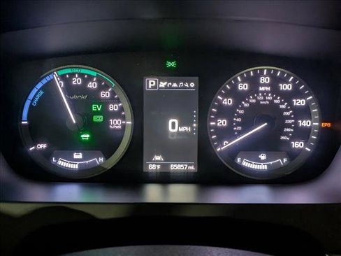 Used 2016 Hyundai Sonata Limited w/ Option Group 02 FWD image 11