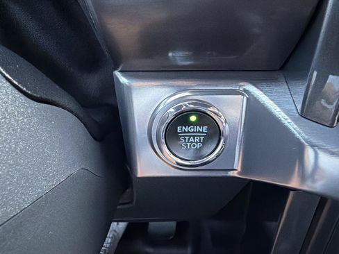 Used 2021 Ford F150 Lariat AWD/4WD image 30