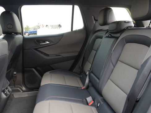 New 2026 Chevrolet Equinox LT image 27