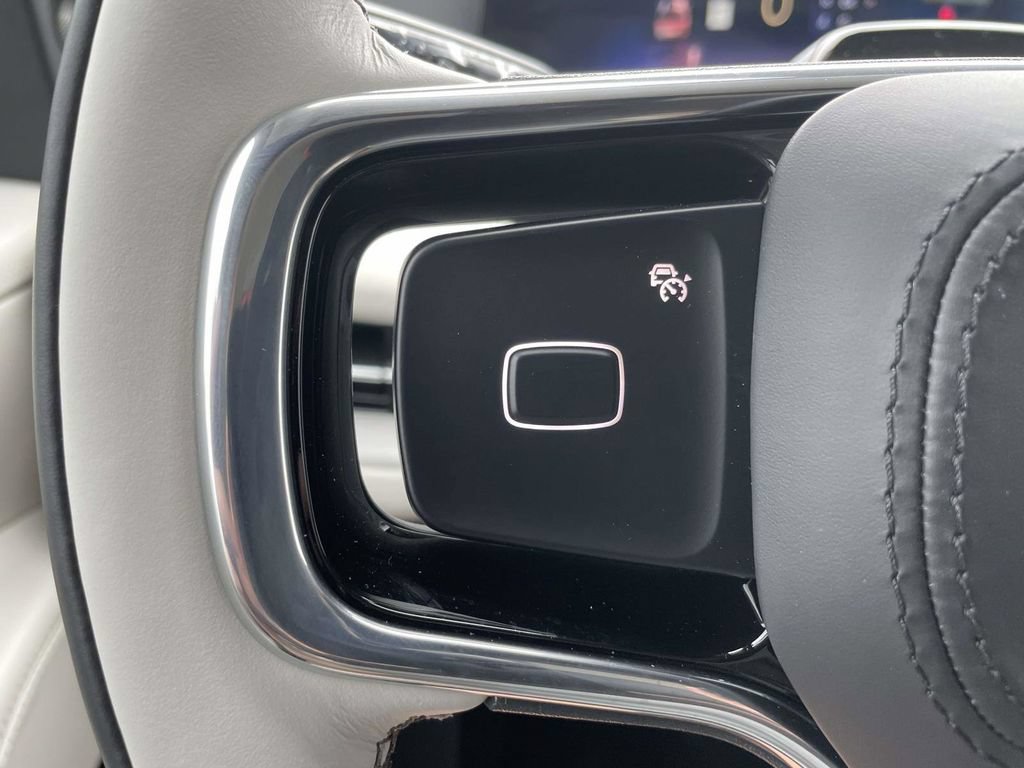 New 2026 Lincoln Navigator Premiere AWD/4WD image 24
