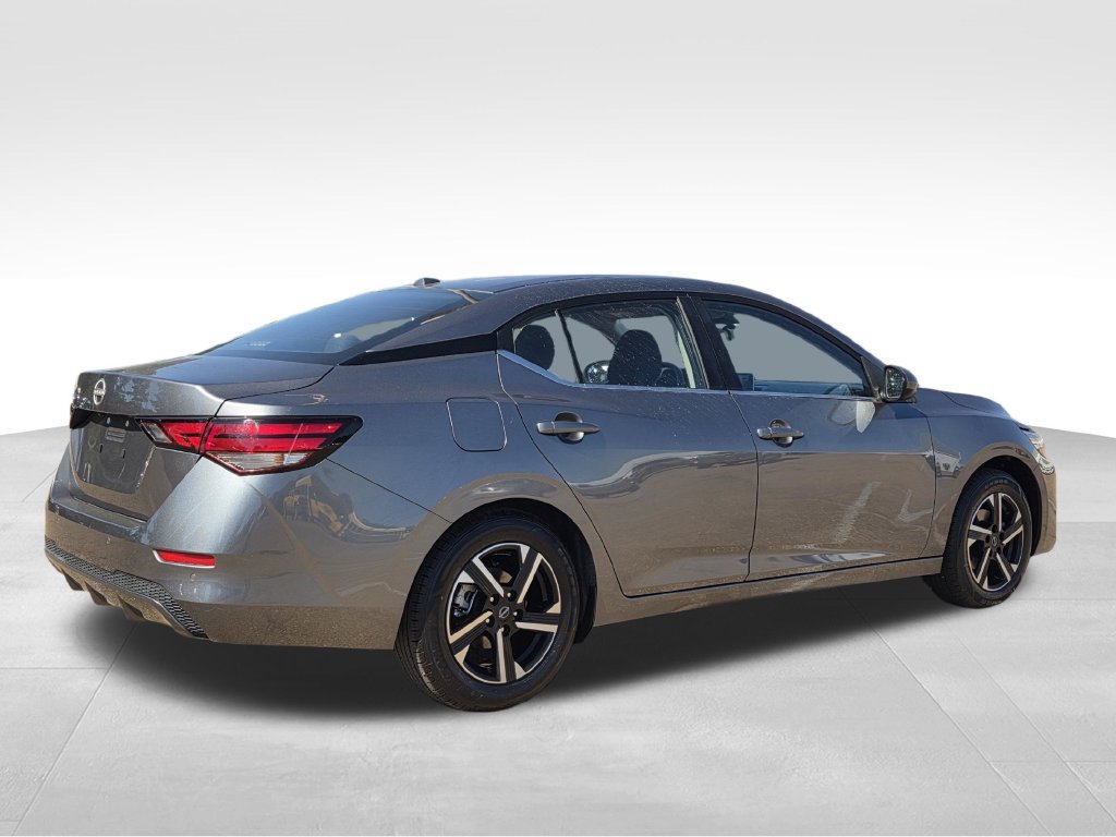 Used 2025 Nissan Sentra SV FWD image 6