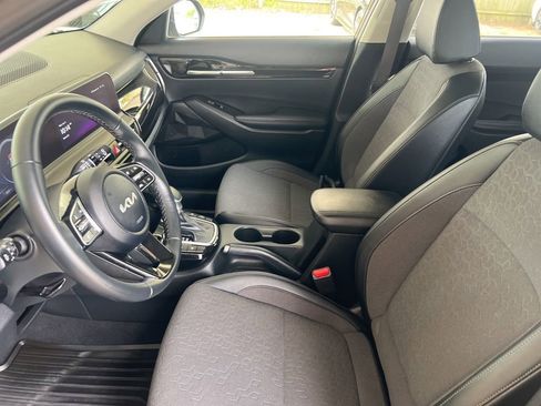 Used 2024 Kia Seltos S AWD/4WD image 4