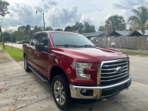 Used 2015 Ford F150 XLT w/ Equipment Group 302A Luxury image 5