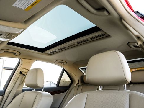 Used 2011 Mercedes-Benz C 300 Sedan w/ Premium 1 Pkg image 5