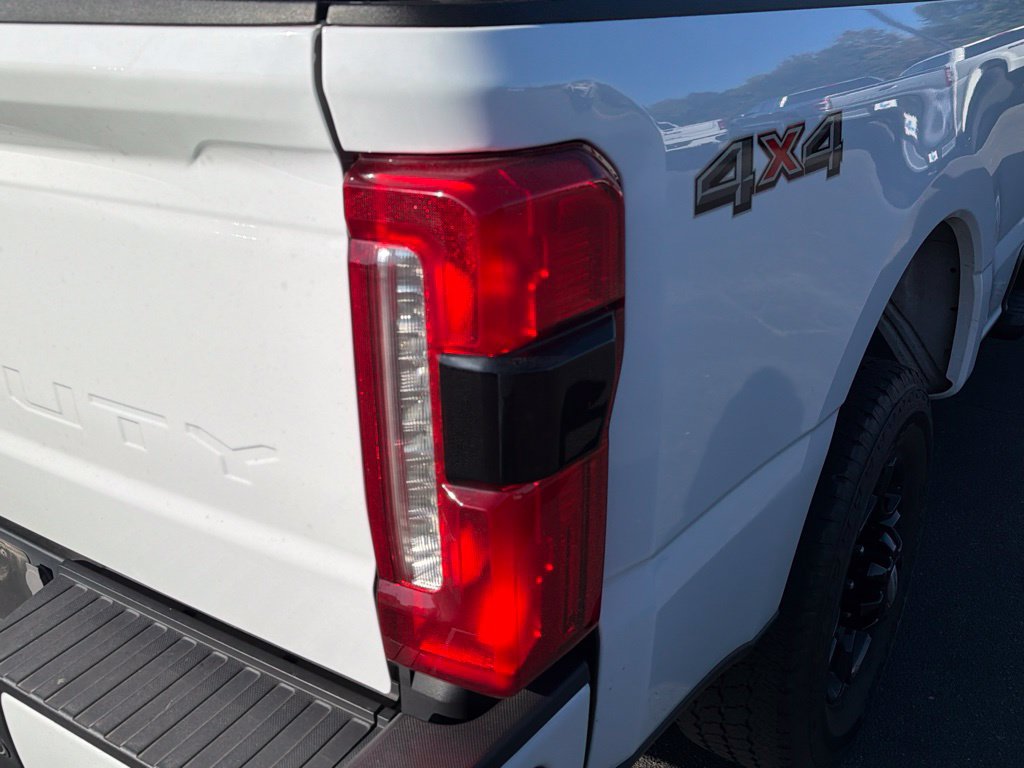 Used 2023 Ford F250 XL w/ STX Appearance Package AWD/4WD image 29