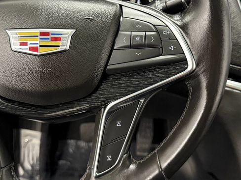 Used 2020 Cadillac XT5 Premium Luxury AWD/4WD image 18