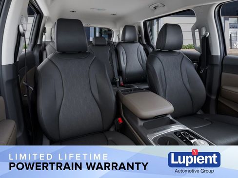 New 2026 Kia Carnival LXS image 19