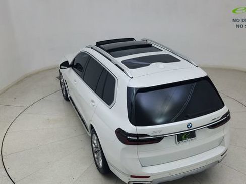 Used 2024 BMW X7 xDrive40i w/ Premium Package AWD/4WD image 90
