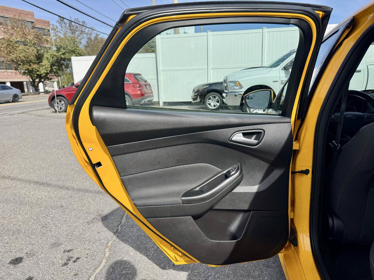 Used 2015 Ford Focus ST FWD image 15