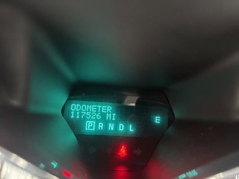 Used 2017 Chevrolet Traverse LT image 12