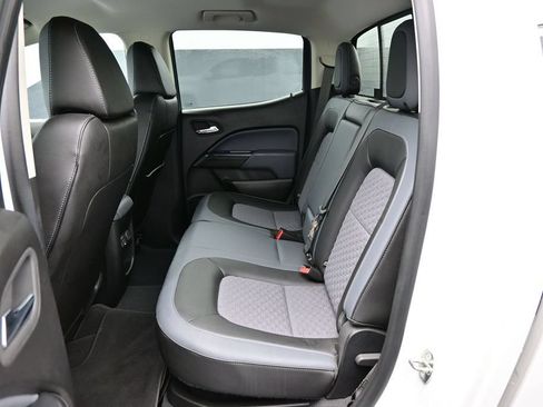 Used 2019 Chevrolet Colorado Z71 AWD/4WD image 25