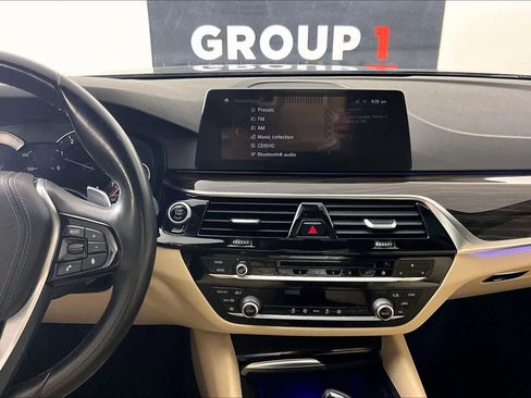Used 2018 BMW 530i image 6