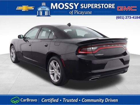 Used 2023 Dodge Charger SXT image 3