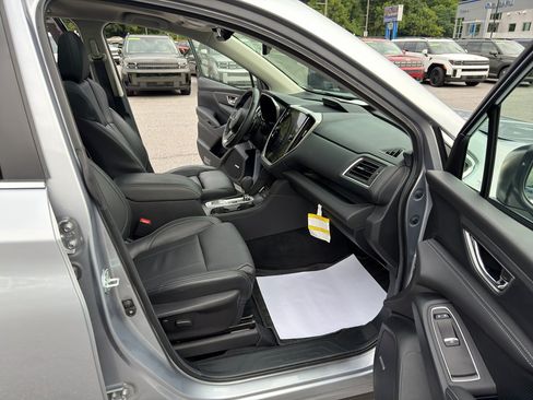 Used 2024 Subaru Ascent Limited w/ Technology Package AWD/4WD image 41