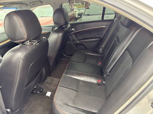 Used 2012 Lincoln MKZ FWD image 11