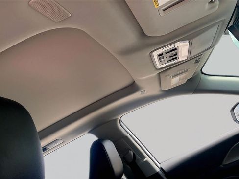 Used 2025 Toyota Grand Highlander AWD Hybrid image 14