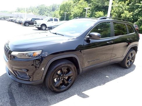 Certified 2023 Jeep Cherokee Altitude Lux AWD/4WD image 2