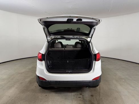 Used 2015 Hyundai Tucson SE AWD/4WD image 9