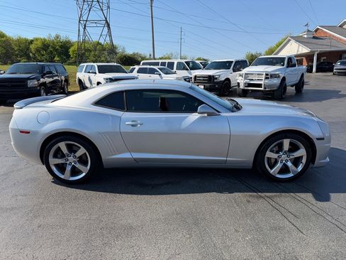 Used 2010 Chevrolet Camaro SS image 5