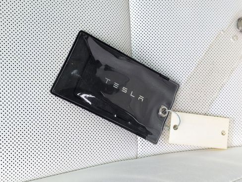 Used 2024 Tesla Model 3 image 33