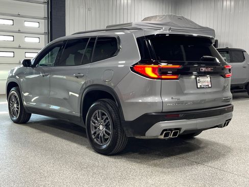Certified 2025 GMC Acadia Elevation image 3