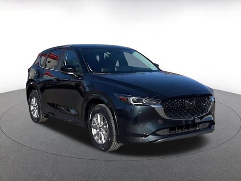 Used 2025 MAZDA CX-5 AWD 2.5 S w/ Preferred Package image 3