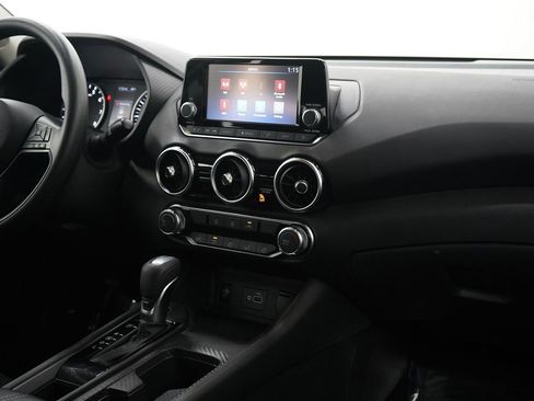 Used 2024 Nissan Sentra S image 15