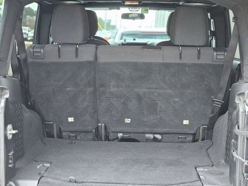 Used 2018 Jeep Wrangler Unlimited Sport w/ Connectivity Group image 25