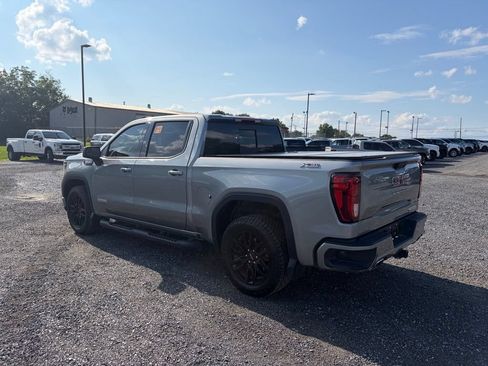 Used 2025 GMC Sierra 1500 Elevation w/ Preferred Package AWD/4WD image 8