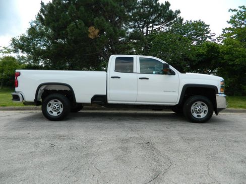 Used 2019 Chevrolet Silverado 2500 W/T w/ WT Convenience Package RWD image 5