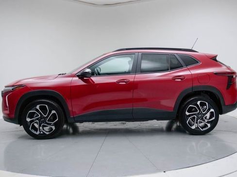 New 2026 Chevrolet Trax RS FWD image 3