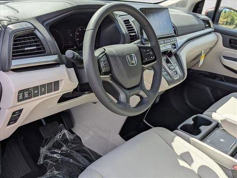 New 2026 Honda Odyssey EX-L image 3